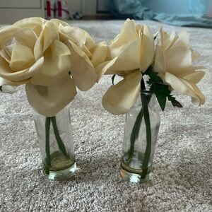 Antique white flowers (fake)